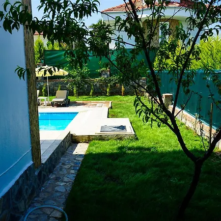 Huzur Villa